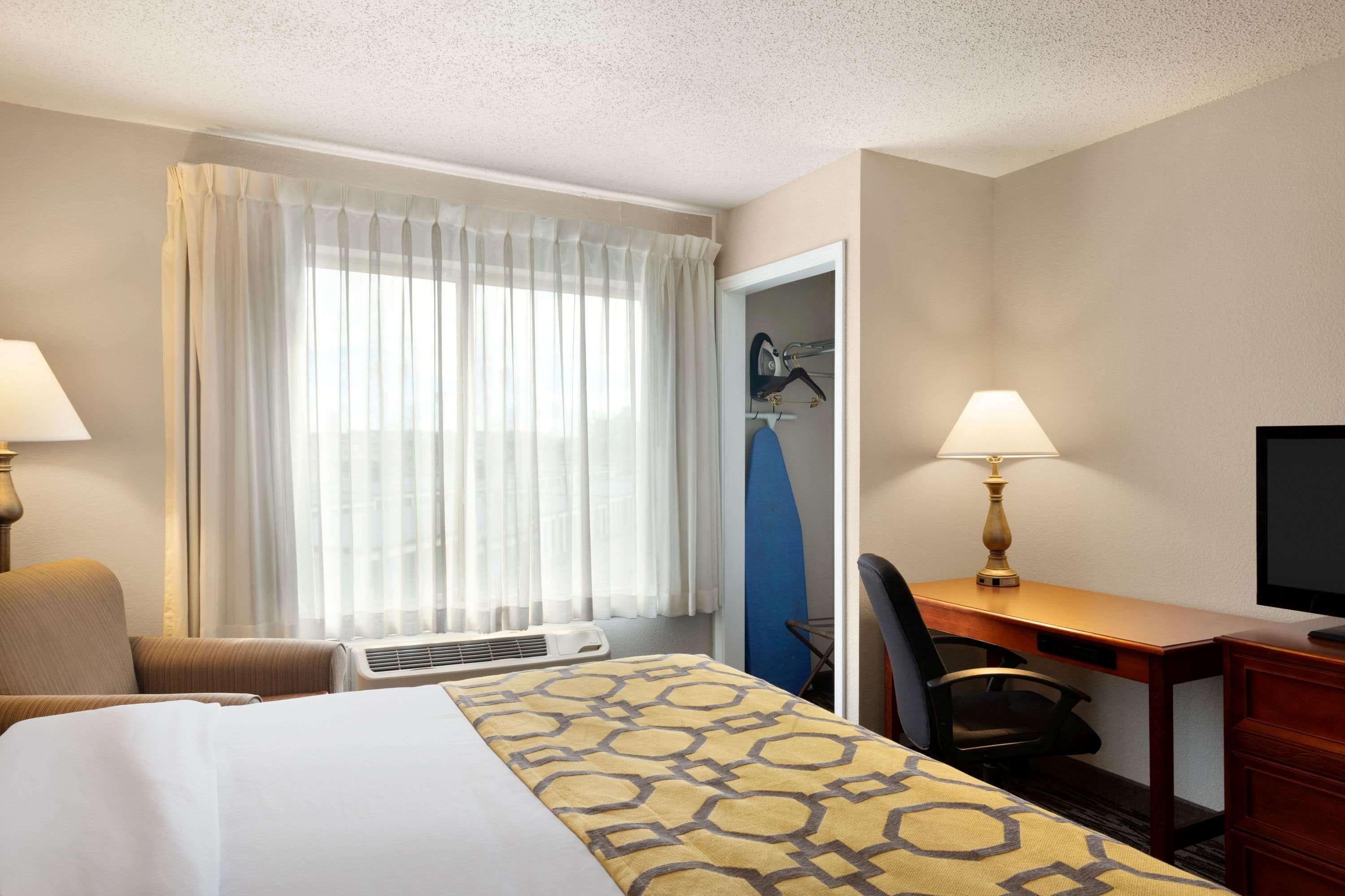 Baymont By Wyndham Springfield I-44 Hotel Kültér fotó